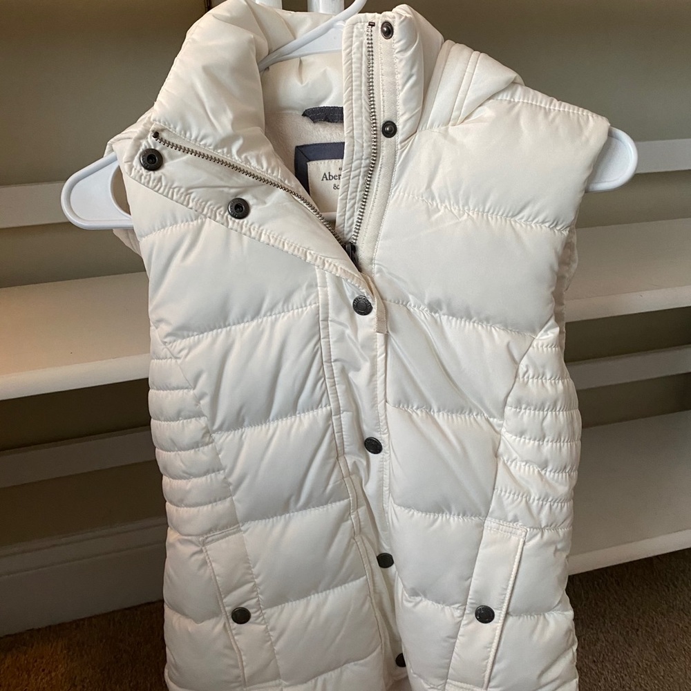 Women’s Abercrombie vest (xs)
